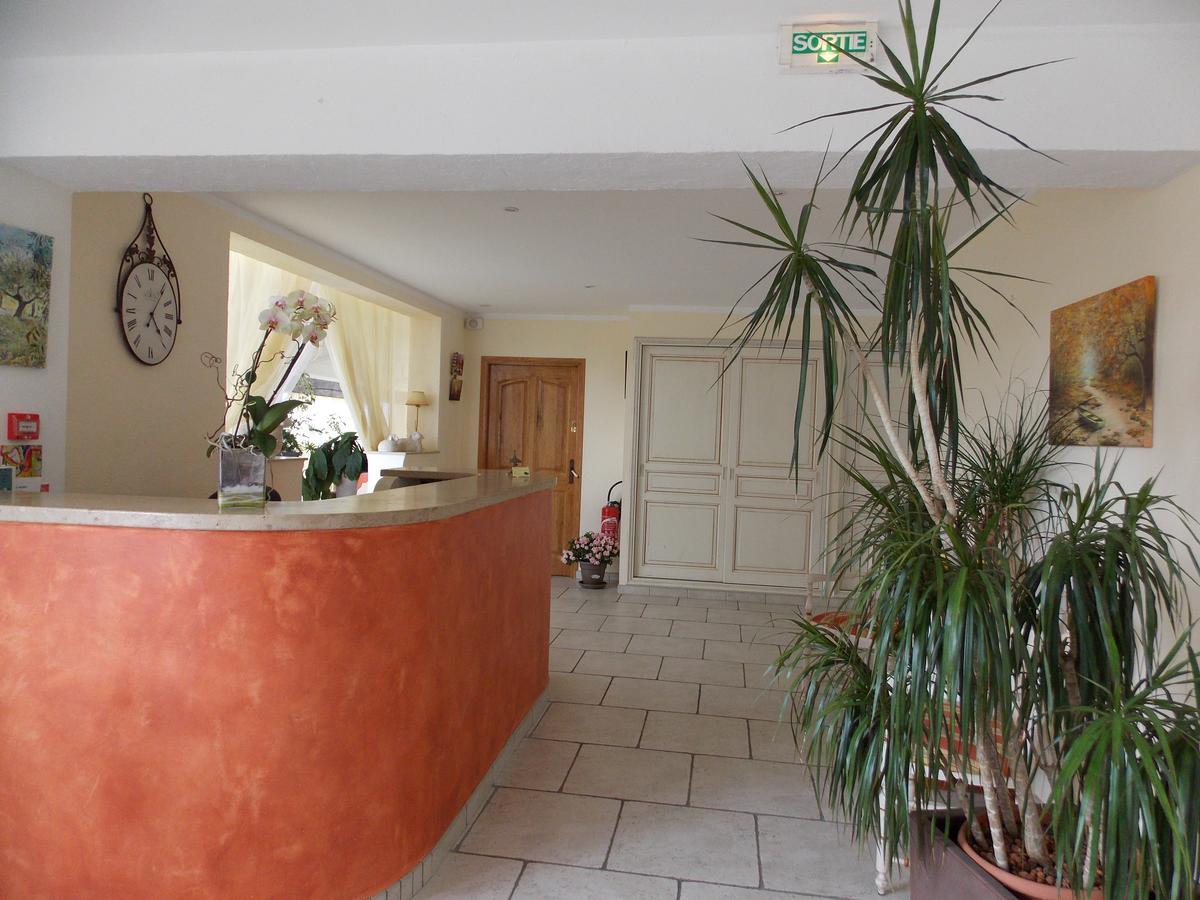 Au Relais Provencal Hotel Bagnols-en-Forêt Exterior foto